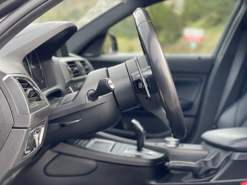 Carica immagine in Galleria Viewer, Distanziale Volante SpacerShop per BMW M3 F80
