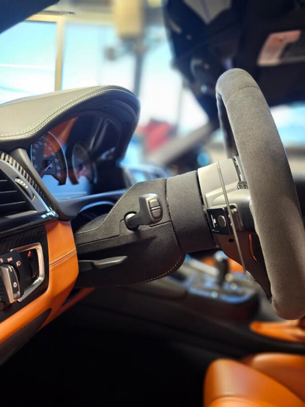 Distanziale Volante SpacerShop per BMW M4 F82 / F83