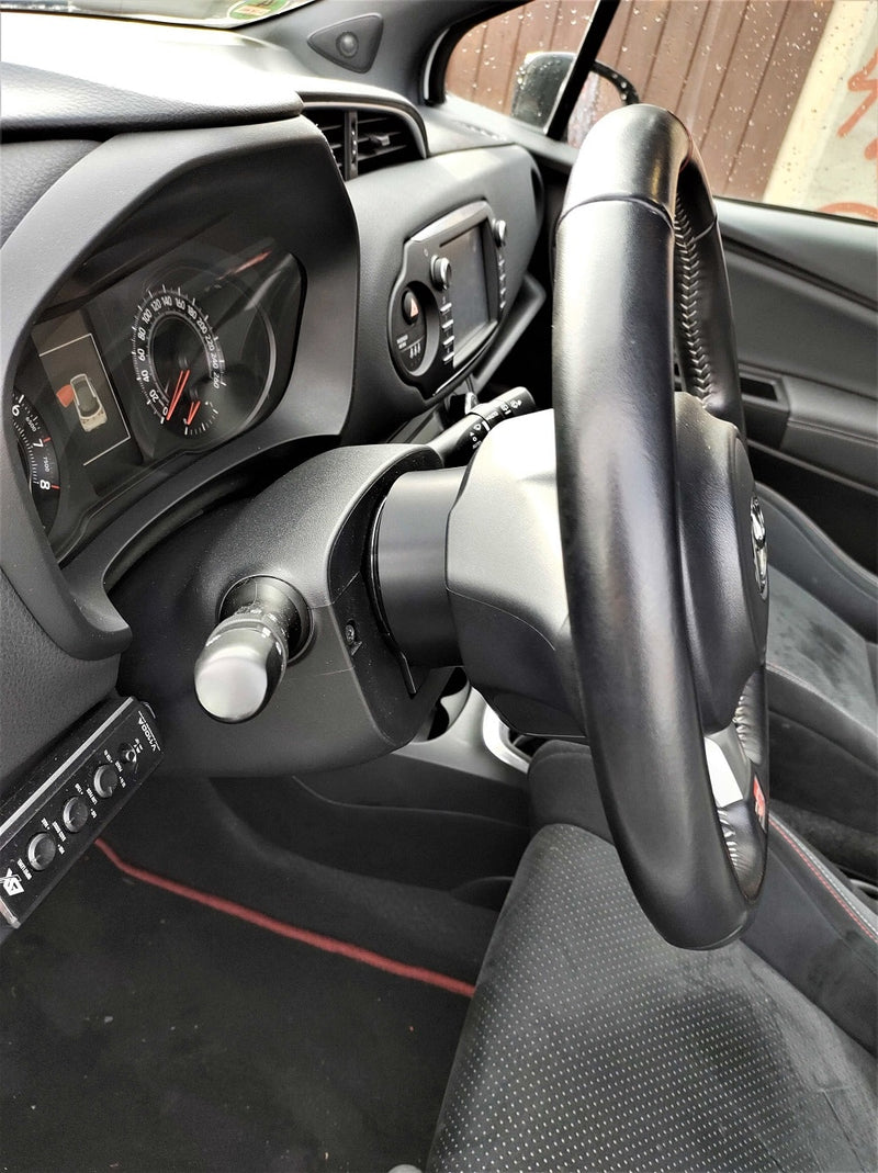 Carica immagine in Galleria Viewer, Distanziale Volante SpacerShop per Toyota Yaris (05-20)
