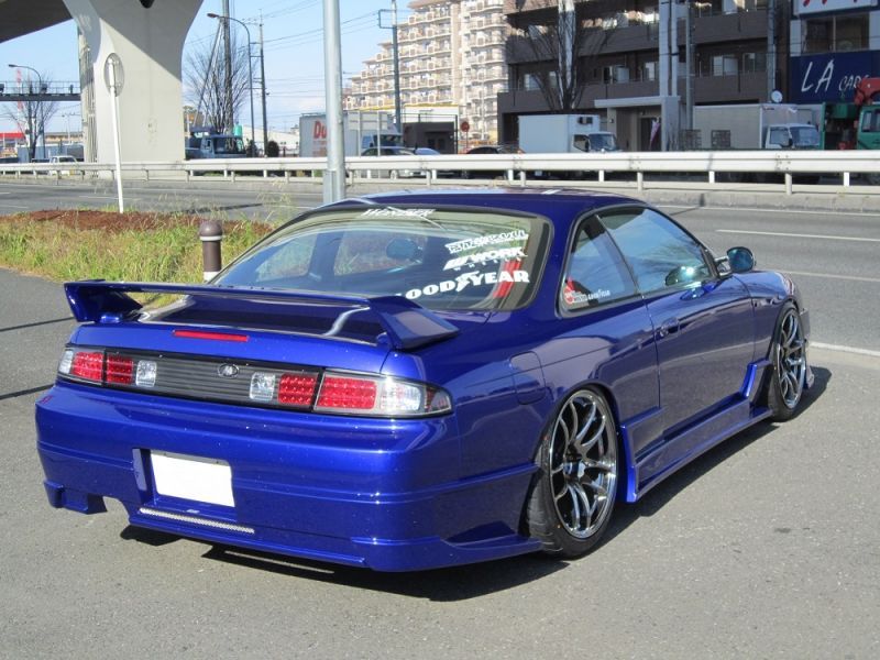 Carica immagine in Galleria Viewer, Kit Carrozzeria Car Modify Wonder Glare per Nissan 200SX S14A

