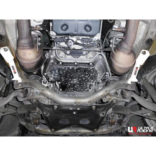 Collega inferiore mediana laterale e posteriore Mercedes C-Class/ AMG 07+ W204 2x2 punti