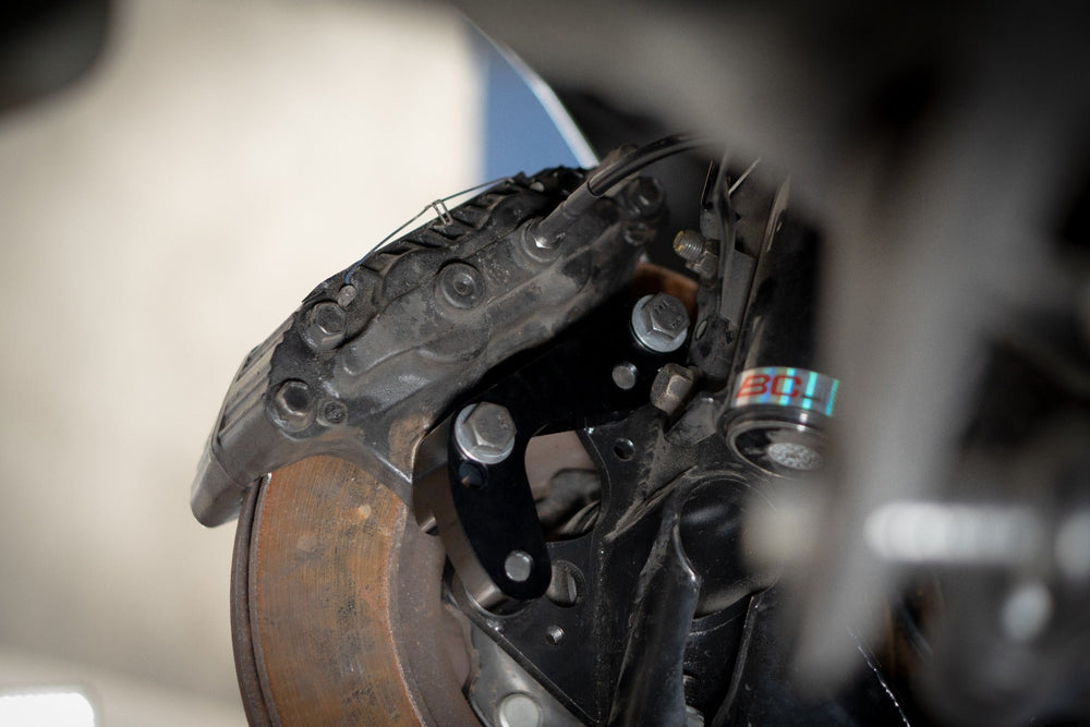 Staffe Pinza GKTech per Montaggio Dischi 350Z su Telaio Nissan S/R