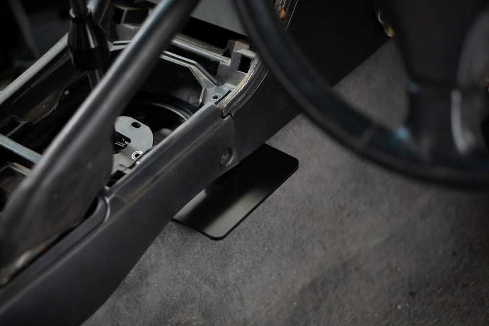Piastra di Fissaggio Freno a Mano Idraulico GKTech per Nissan S Chassis