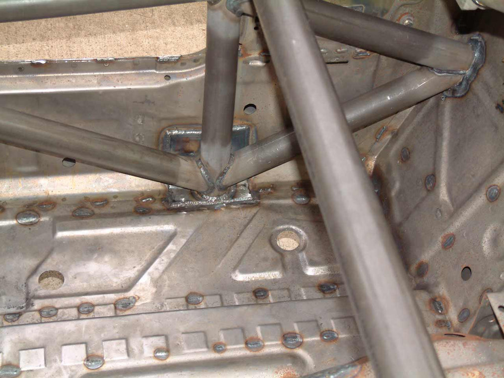 Roll Bar Multipunto Custom Cages da Saldare per BMW Z3 Coupé - FIA