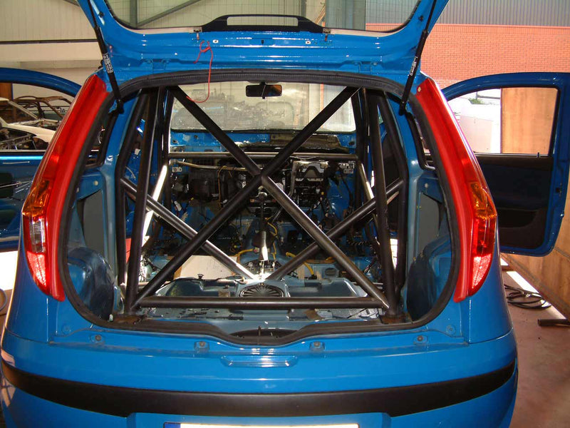 Carica immagine in Galleria Viewer, Roll Bar Multipunto Custom Cages da Saldare per Fiat Punto - FIA (T45)
