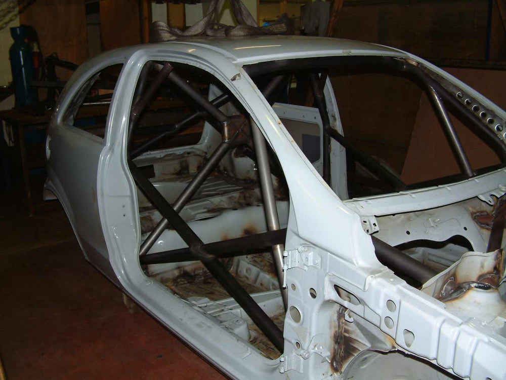 Roll Bar Multipunto Custom Cages da Saldare per Opel Corsa C - FIA (T45)