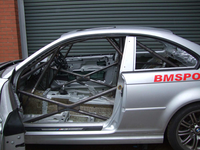 Carica immagine in Galleria Viewer, Roll Bar Multipunto Custom Cages V2 da Saldare per BMW E46 Coupé, incl. M3 - FIA
