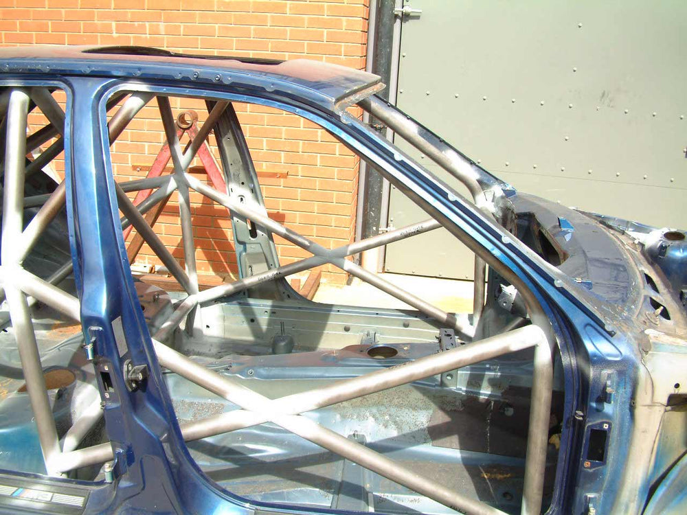 Roll Bar Multipunto Custom Cages da Saldare per BMW E36 Berlina, incl. M3 - FIA