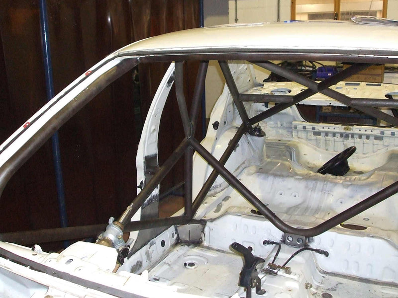 Carica immagine in Galleria Viewer, Roll Bar Multipunto Custom Cages da Saldare per Mitsubishi Lancer Evo 4 (IV) - FIA
