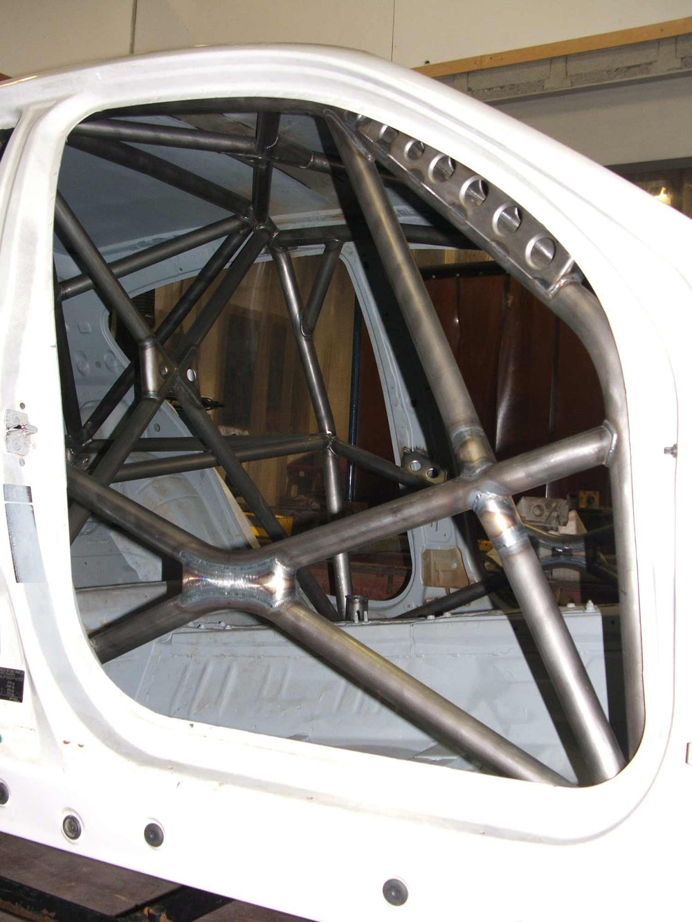Roll Bar Multipunto Custom Cages da Saldare per BMW Serie 1 E81 & E87 - FIA