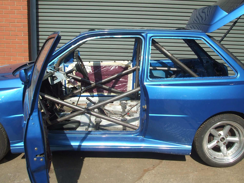 Carica immagine in Galleria Viewer, Roll Bar Multipunto Custom Cages da Saldare per Ford Fiesta MK4 - FIA
