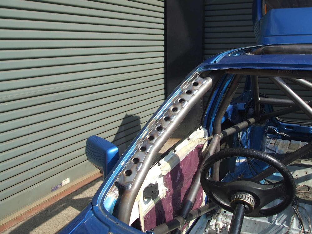 Roll Bar Multipunto Custom Cages da Saldare per Ford Fiesta MK4 - FIA