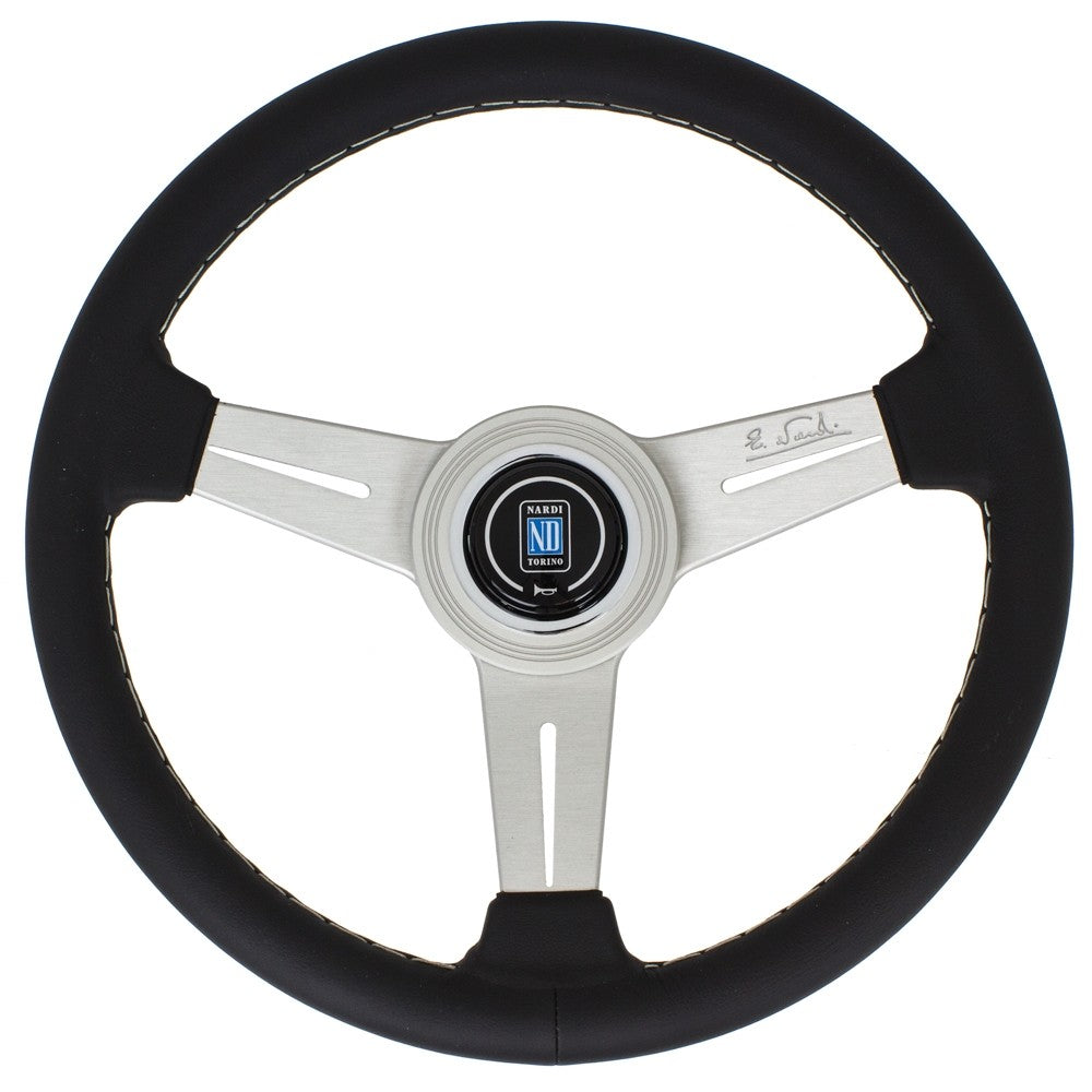Volante Nardi Classic ND33, Pelle Nera, Razze in Alluminio, Cuciture Grigie, a Calice 40 mm