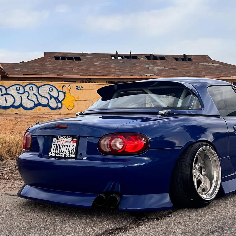 Carica immagine in Galleria Viewer, Kit Carrozzeria KBD per Mazda MX-5 NB (99-05)

