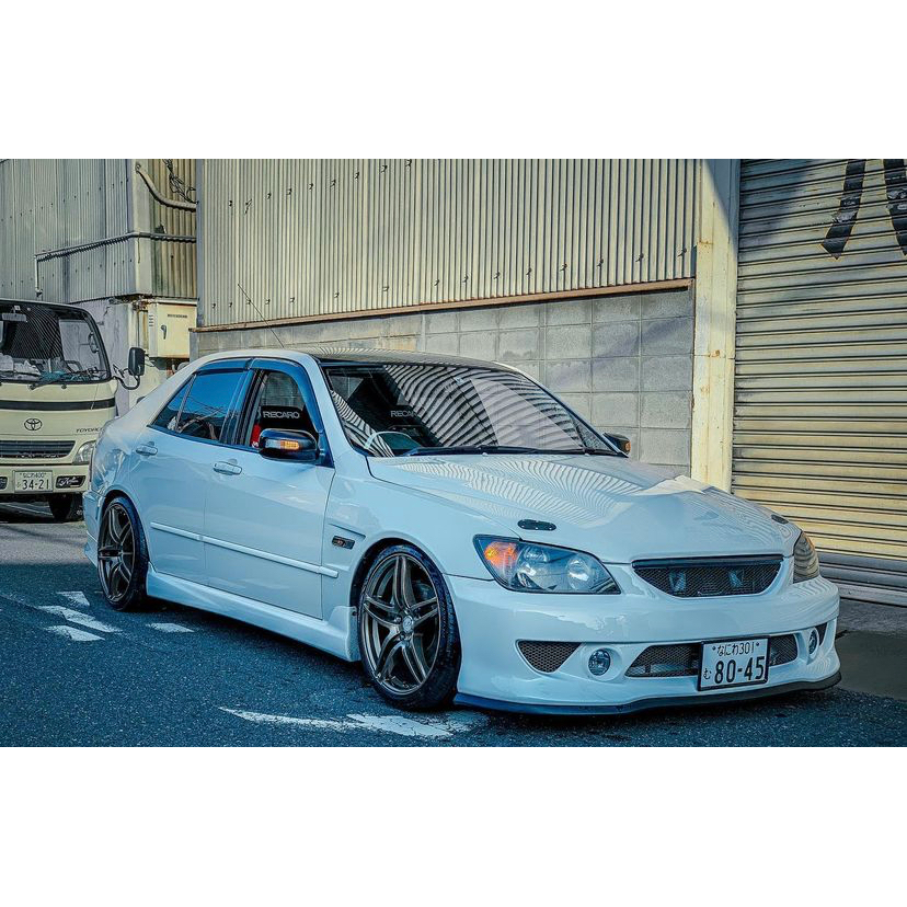 Kit Carrozzeria Neo Gita per Lexus IS200 & IS300