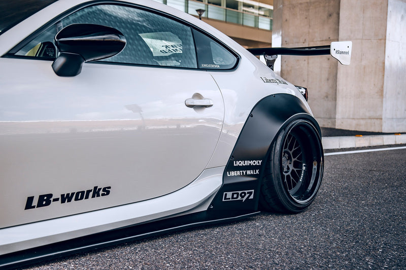 Carica immagine in Galleria Viewer, Kit Carrozzeria Liberty Walk LB Nation Works per Toyota GR86 / Subaru BRZ
