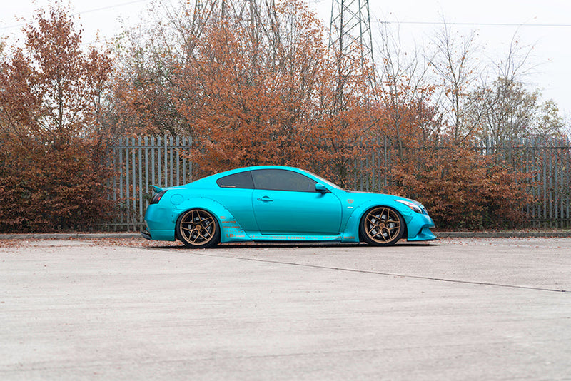 Carica immagine in Galleria Viewer, Kit Carrozzeria Liberty Walk LB Works per Infiniti G37
