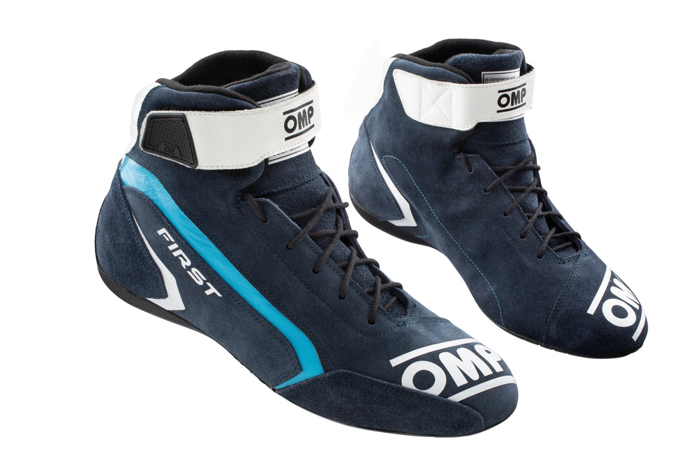 Scarpe OMP First - Nero / Bianco / Ciano (FIA)