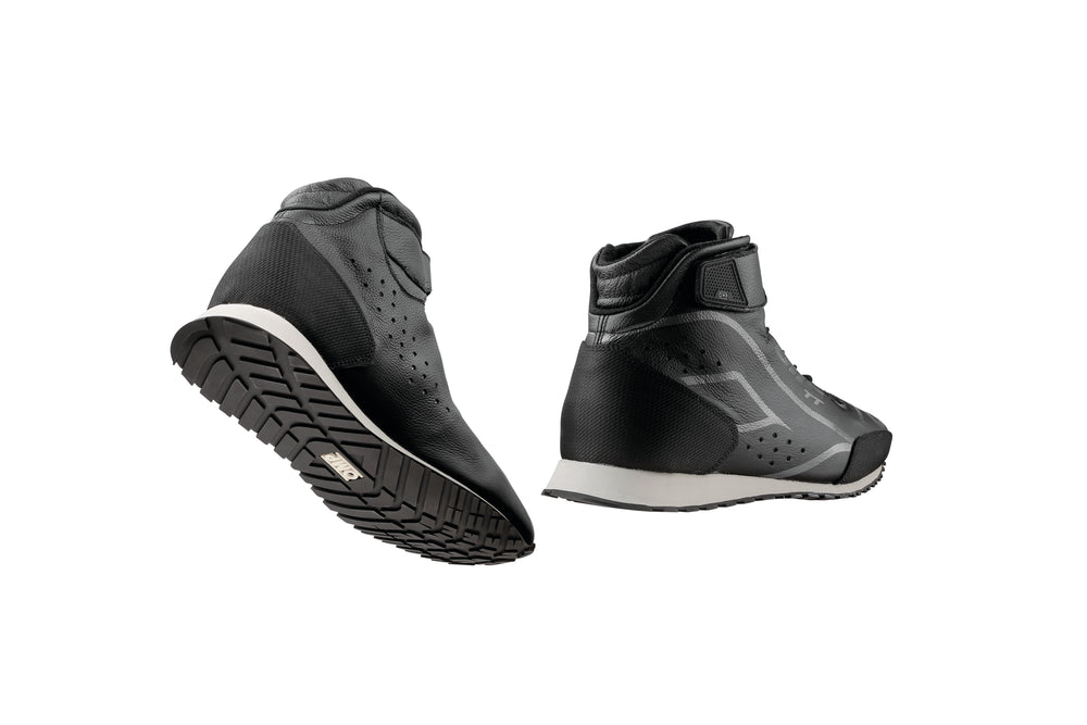 Scarpe OMP ONE TT - Nero (FIA)