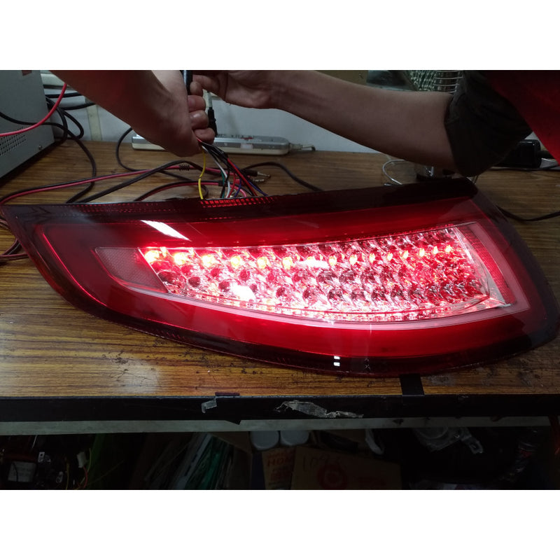 Carica immagine in Galleria Viewer, Fanali Posteriori Navan Full LED per Porsche 911 997 Fase 1 (04-08)
