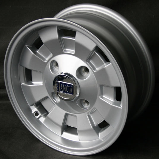 Jante MAXILITE CD28 6x14 4x130 ET22,5 AL84,1mm