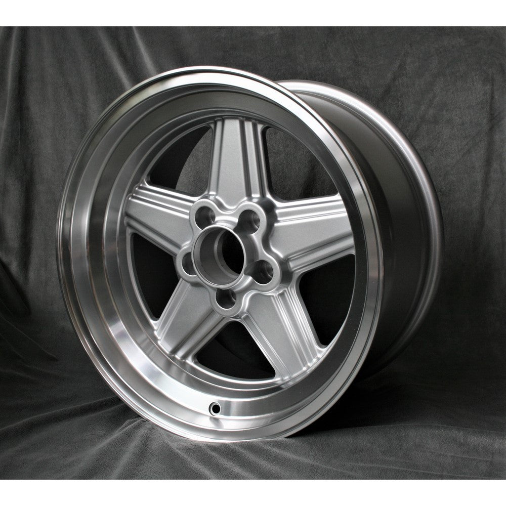 Jante MAXILITE Penta 8x16 5x112 ET11 AL66,6mm