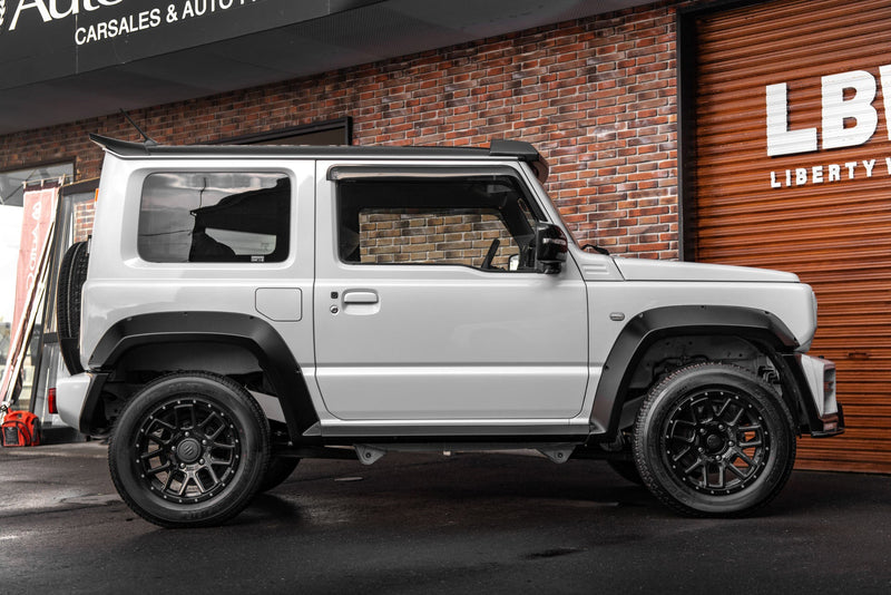 Carica immagine in Galleria Viewer, Kit Carrozzeria Liberty Walk LB Nation G Mini Works Type 2 Premium per Suzuki Jimny (2021+)
