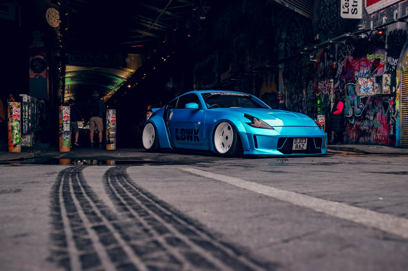 Carica immagine in Galleria Viewer, Kit Carrozzeria Liberty Walk LB Nation Z33 Works per Nissan 350Z
