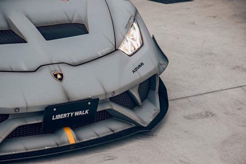 Carica immagine in Galleria Viewer, Kit Carrozzeria Liberty Walk LB Silhouette Works per Lamborghini Huracan GT
