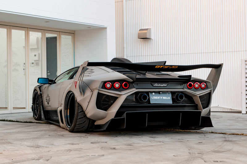 Carica immagine in Galleria Viewer, Kit Carrozzeria Liberty Walk LB Silhouette Works per Lamborghini Murcielago GT Evo
