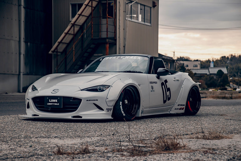 Carica immagine in Galleria Viewer, Kit Carrozzeria Liberty Walk LB Works Ver.2 per Mazda MX-5 ND
