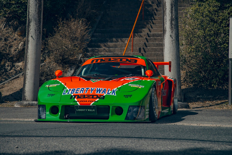 Carica immagine in Galleria Viewer, Kit Carrozzeria Liberty Walk LB Super Silhouette per Mazda RX-7
