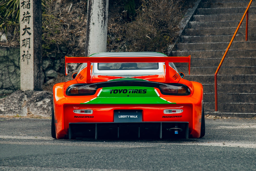 Kit Carrozzeria Liberty Walk LB Super Silhouette per Mazda RX-7