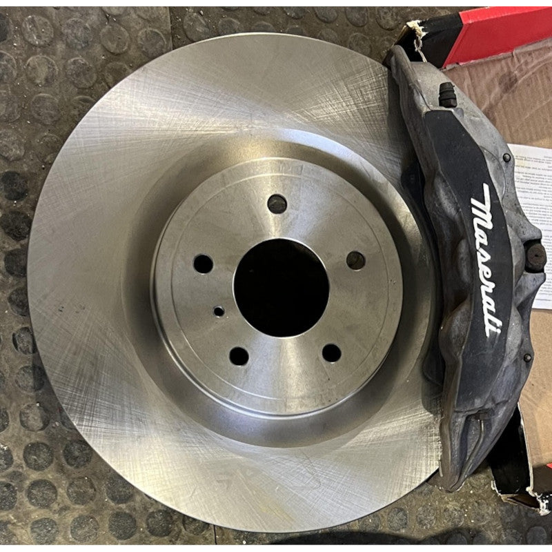 Carica immagine in Galleria Viewer, Kit Adattamento Freni Anteriori Brembo 20A0010X per Nissan 200SX S14
