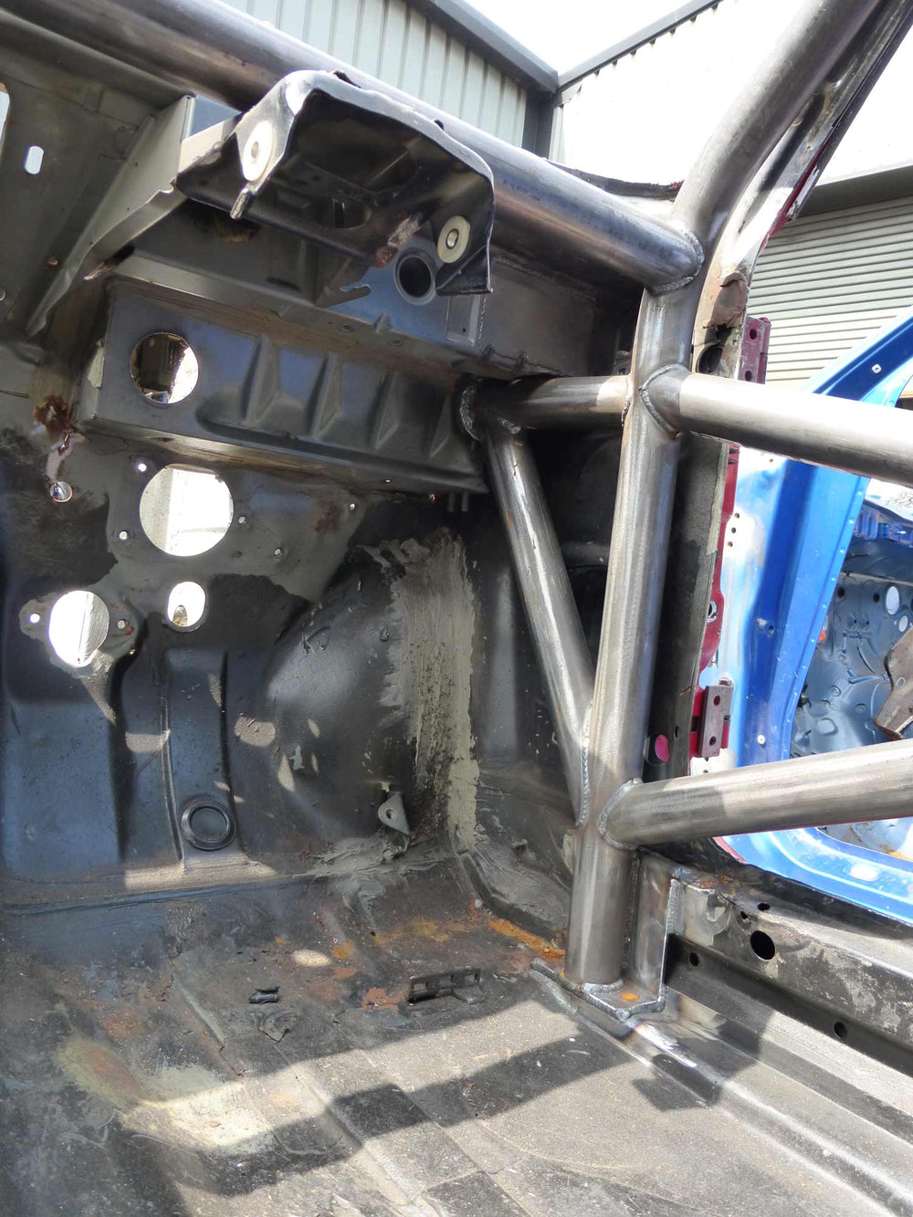 Roll Bar Multipunto Custom Cages da Saldare per BMW E30, incl. M3 - FIA (T45)
