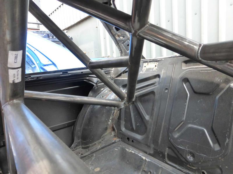 Carica immagine in Galleria Viewer, Roll Bar Multipunto Custom Cages da Saldare per BMW E30, incl. M3 - FIA (T45)
