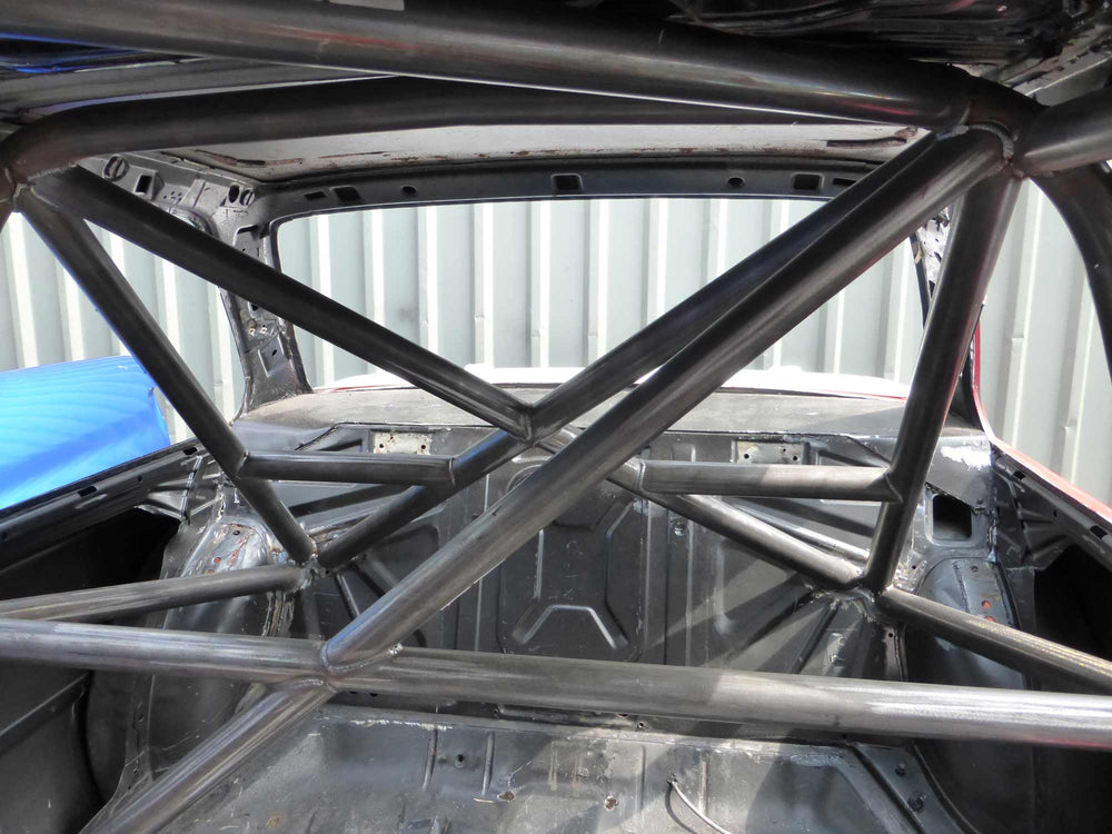Roll Bar Multipunto Custom Cages da Saldare per BMW E30, incl. M3 - FIA (T45)