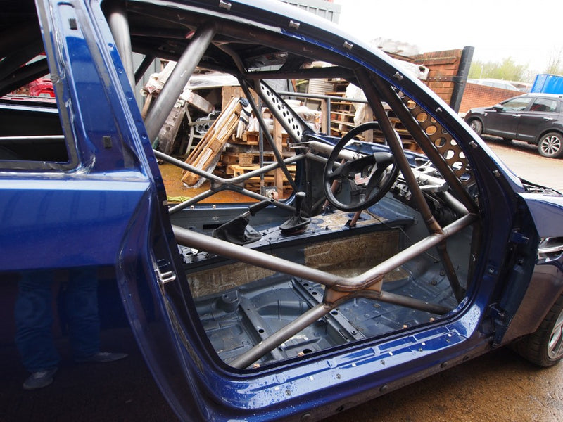 Carica immagine in Galleria Viewer, Roll Bar Multipunto Custom Cages da Saldare per BMW E92 (Coupé) - FIA

