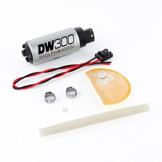 Pompa Benzina Deatschwerks DW300 340 L/h E85 per Nissan 370Z, Infiniti G37 (08-14)