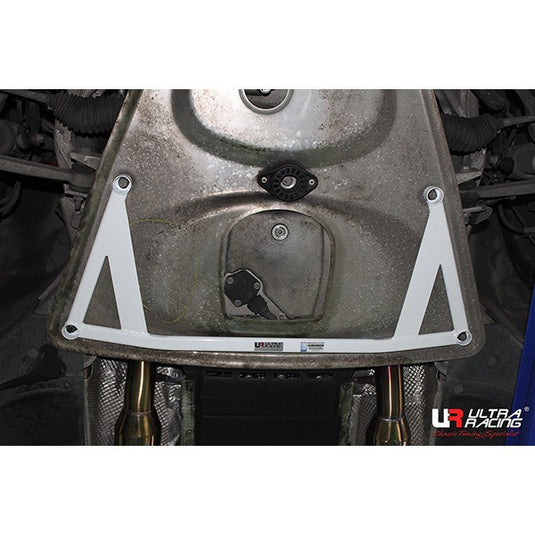 Rinforzo in H/ barra di struttura anteriore BMW M3 E92 07-13 4 punti