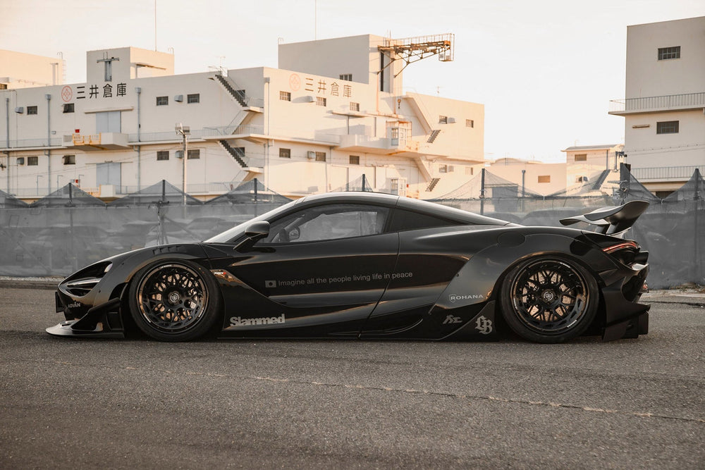 Kit Carrozzeria Liberty Walk LB Works per McLaren 720S