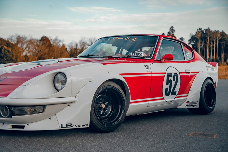 Carica immagine in Galleria Viewer, Kit Carrozzeria Liberty Walk LB Works per Datsun 240Z
