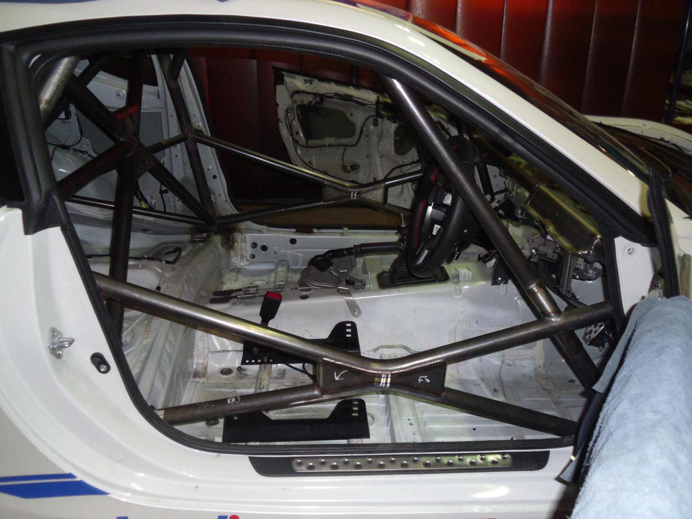 Roll Bar Multipunto Custom Cages da Saldare per Toyota GT86 - FIA