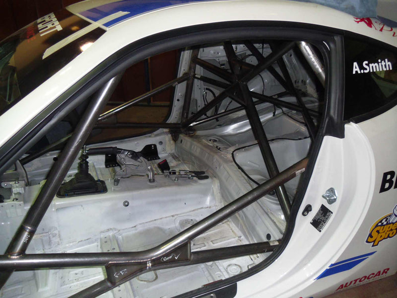 Carica immagine in Galleria Viewer, Roll Bar Multipunto Custom Cages da Saldare per Toyota GT86 - FIA
