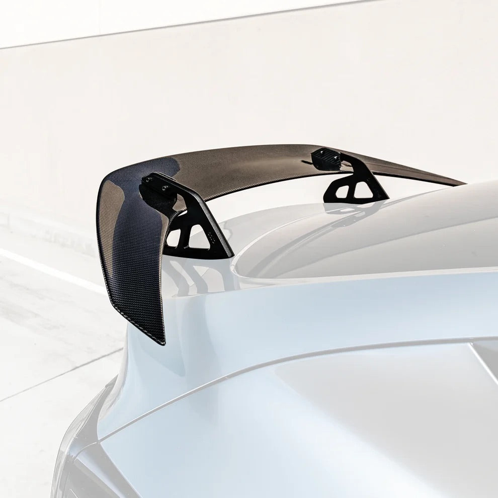 Alettone Adro AT-S "Swan Neck" in Carbonio per Tesla Model Y