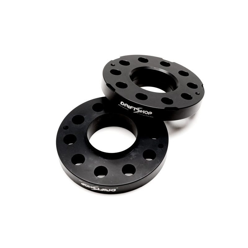 Carica immagine in Galleria Viewer, Distanziali Mercedes 20 mm - 5x112 (66.6 Centraggio Sottile)
