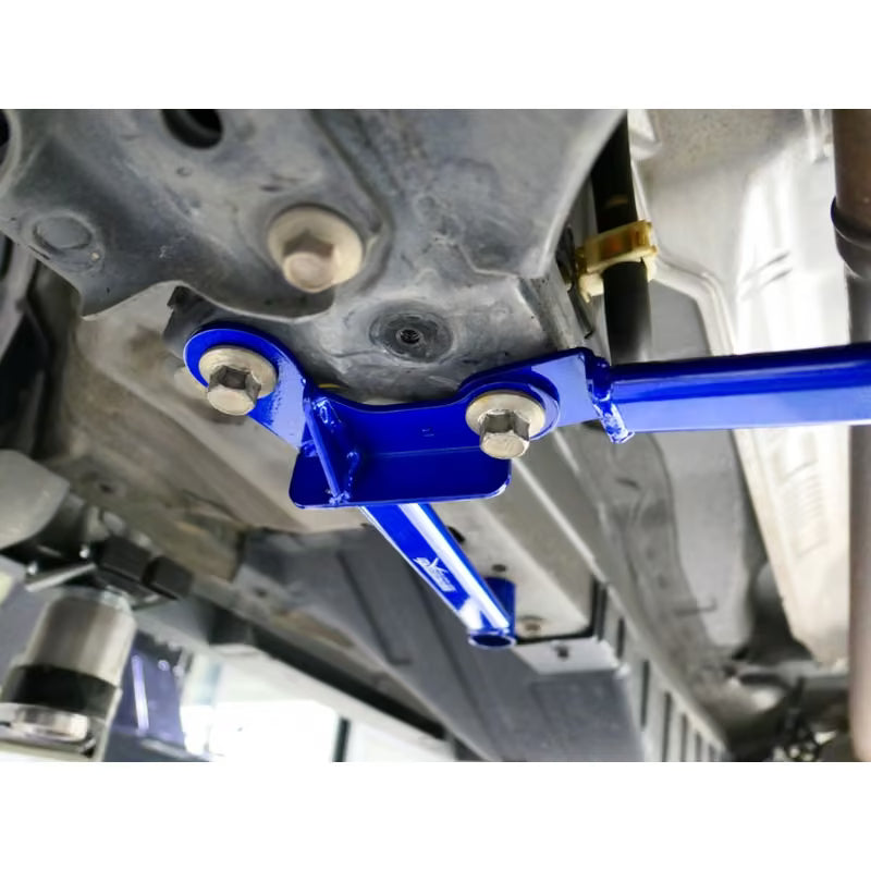 Carica immagine in Galleria Viewer, Rinforzo Inferiore Anteriore Hardrace per Honda CR-V RM (12-16)

