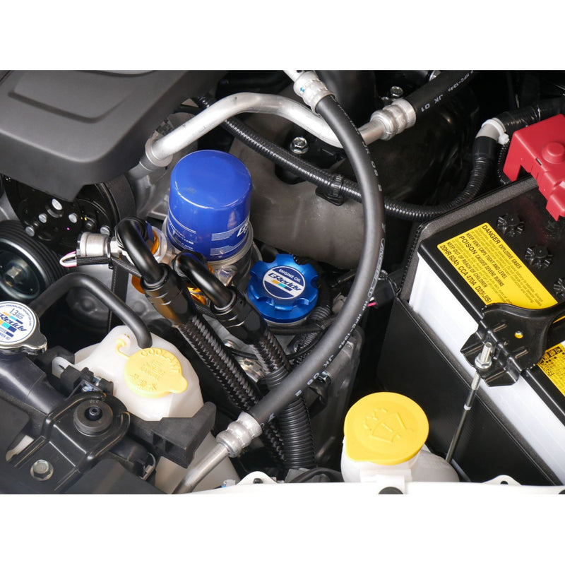 Carica immagine in Galleria Viewer, Tappo Olio GReddy Type 6 M42-P4.5 Blu (Subaru, Toyota)
