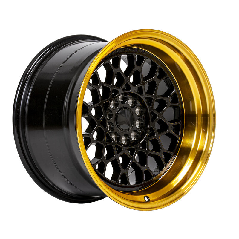 Cerchio 59°North D-008 11x18 5x114.3/5x120 ET8 - Nero lucido