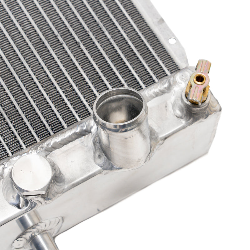 Carica immagine in Galleria Viewer, Radiatore Acqua in Alluminio Cooling Solutions per Toyota Celica AT200
